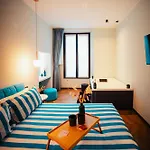 Penelope's Suite&spa Con Parcheggio Privato コモ