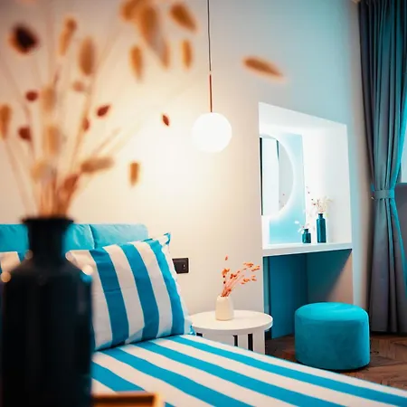 Penelope's Suite&spa Con Parcheggio Privato * Como