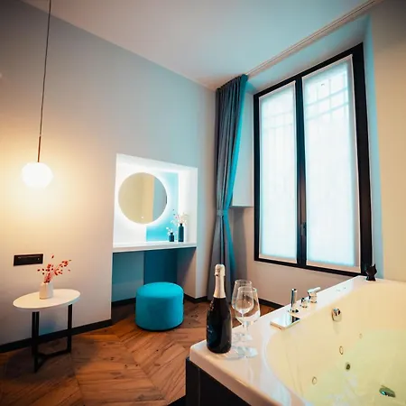 Penelope's Suite&spa Con Parcheggio Privato Apartment