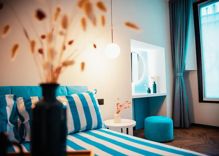 Penelope's Suite&spa Con Parcheggio Privato * Como